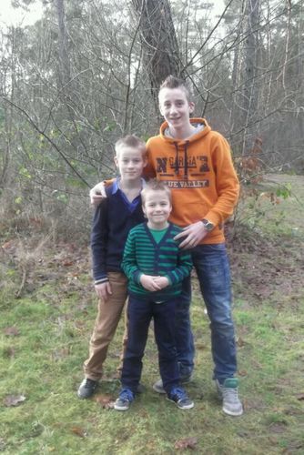 Mbo 1e jaars~feyenoord for life~dsv'61~werk bij #koperenkan in nunspeet met bro @hermandsv61