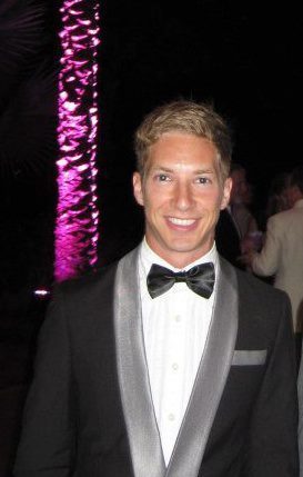 Counseling Psychology PhD student at Teachers College, Columbia University.   Triathlete: Run, Swim, Bike.  Spanish teacher.  Language and literature lover.