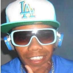 http://t.co/LaCM4COk
contato. dieguin_jogabonito_20@hotmail.com
http://t.co/uowI1So8
