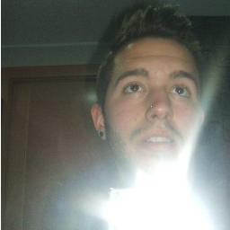 En la vida, no importa lo fuerte que golpeas, sino lo fuerte que eres cuando te golpean, y puedas resistir y seguir luchando, eso es lo que hacen los ganadores.