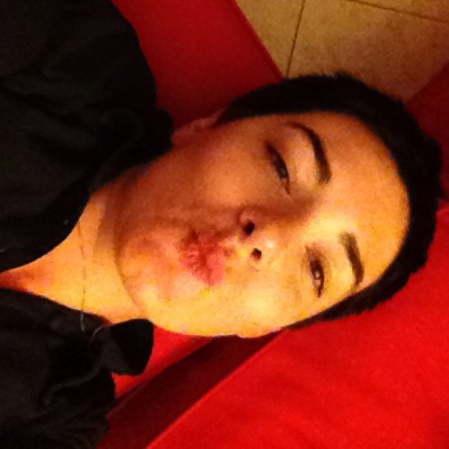The other sister (&Nocturnal &Feline &Psychosomething). [Instagram: lizsiddal75]