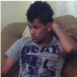 Soccer-Player
Saiba valorizar quem te ama esses sim merecem seu respeito Quanto ao resto bom ninguem nunca precisou de restos para ser feliz !
