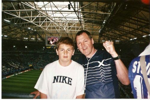 eddie_wilkolufc's profile picture. Addicted to the one and only Leeds United. The one addiction where there is no rehab.Puma worker for more than 30 years.