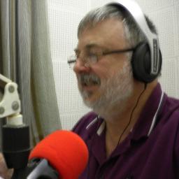 Sydney ham radio operator, journalist, photographer,  author, retired network engineer. I do HF, PSK & EMCOMS. I love Permaculture & Earthships.
