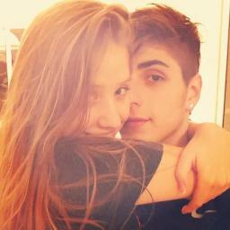 .dona ;@Borbole_ta & @Bee_Ruiva
Traga-me a Felicidade