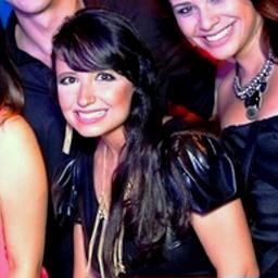 Assistente de RH, corinthiana e escorpiana..