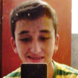 “Só de ver o brilho no meu olho, os falso já recua”,
    https://t.co/ecwf5qoj