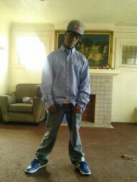 Low,bby in this btc im a real az nigga im from mack and chalmers I smok chill and b with the wifey all day fuck with me!!!follow mhii gurl.@puree_beautyy94