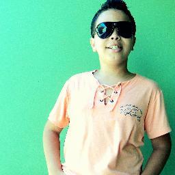Ariano, 11 anos ' Fanatico por futbol.
Sonho ser jogador de Futbol e jogar pelo SPFC ♥
