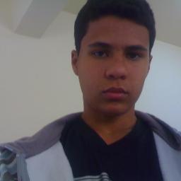 amar a DEUS  e sem explicação, e sentir o seu amor e inexplicavel !!!