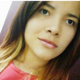 uma guria que n sabe tudo e que ta poko se fu# pra todos :)