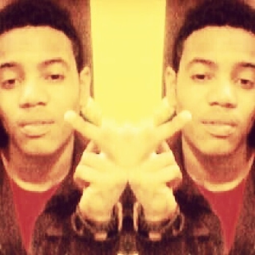 I be pulling alla chicks they follow me like twitter