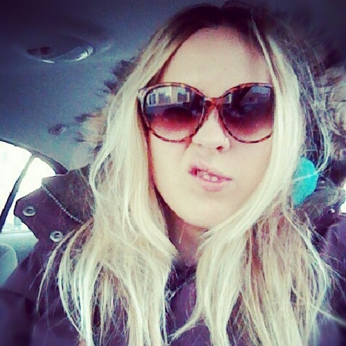 Live Love Laugh.. Life is to short to be anything but happy :)