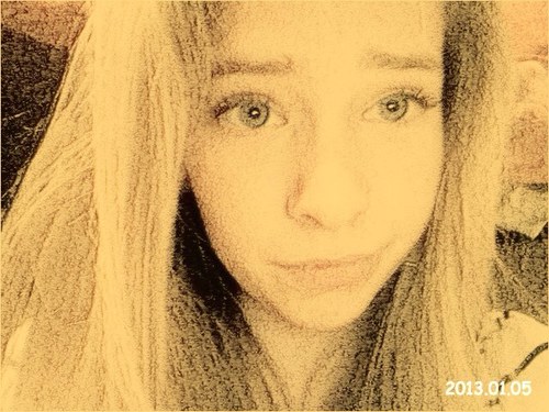 Hi everyone! Follow me I'll follow back:) Don't forget my blog on Tumblr -- http://t.co/K6YTzgO4 Enjoy:)