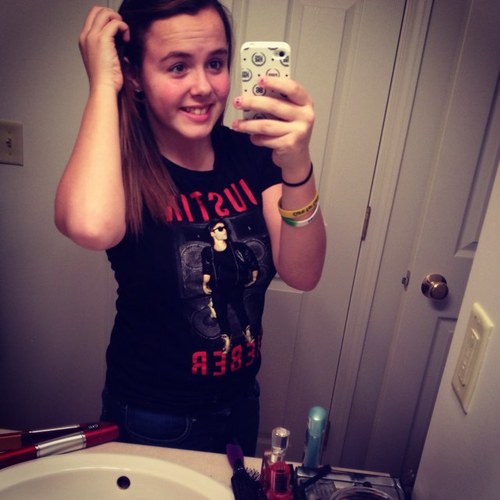There is nothing more attractive than confidence. Once you see your own beauty, so will everyone else. #belieber @LittleCbeadles followed me 7/31/11