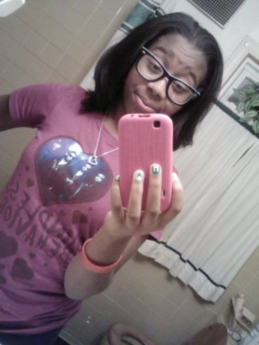 #Mindless. Aquarius. Living life and blah blah blah.. I love you :)