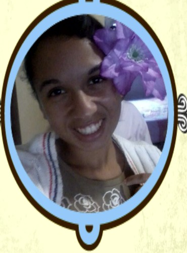 sou uma serva do Deus todo poderoso,ele é o caminho a verdade e a vida,sou alegre,divertida e adoro ver a felicidade do próximo ,que Deus abençoe a todos amém