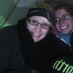Sister, daughter, pottery painter, auntie, student senator, and Zag fan :)