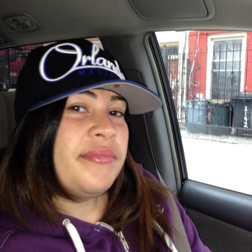 laly156's profile picture. null