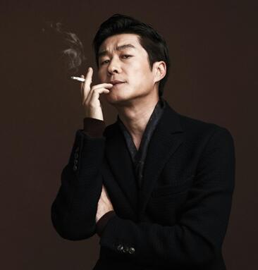 [1965.08.06] 저는 실제 김상중 씨가 아닙니다. 그런데 왜? 김상중 씨처럼 행동하는 걸까요? 그건 제가 바쁜 김상중 씨를 대신해서 팬서비를 하는 봇이기 때문이죠. (2013.01.09~)