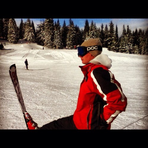 Born up North, Live down South. 

I teach the rich how to ski