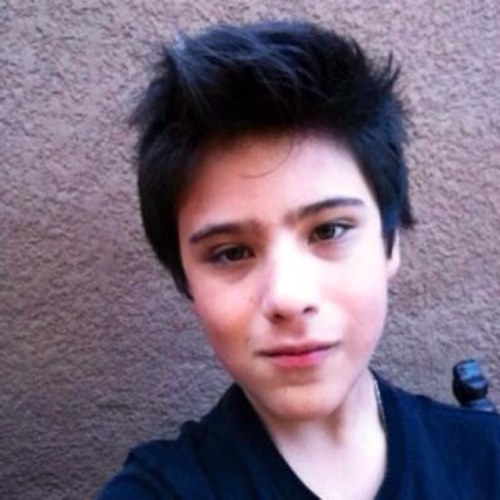 leog6568's profile picture. Caca,siempre juntos,te extraño un buen:( nunca cambies eres el mejor,te amo adiós-DanielaIbarra.