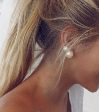 pearlfecting's profile picture. Obsessing over my hair. Always.
Big hair with bigger pearls.