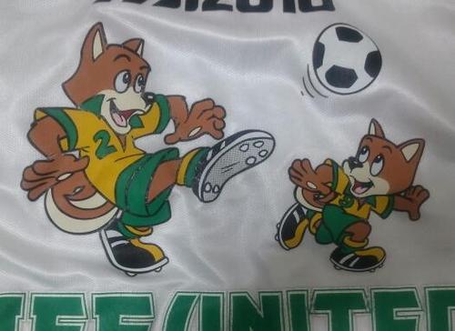 サッカーの指導者を目指してます。