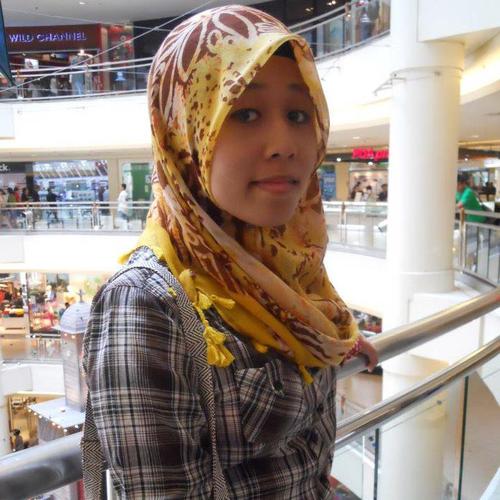 Wan Nurbaidura , Sri Manja , Azuwan Mohammad is mine :*