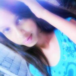 13 anos, chata, mimada, sonsa, linda de bonita, sqn' Mc Lon, Guime e Rodolfinho , Chocolate, Batata- frita, refrigerante ee chega ! rs - me seegue vai