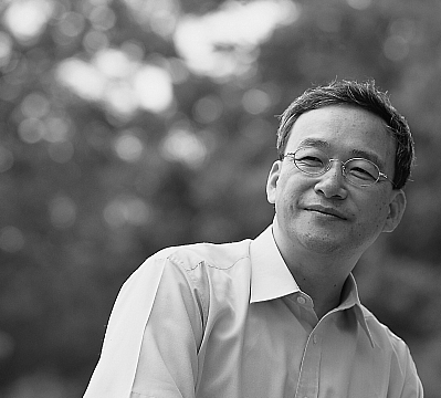 정호승 시인의 신작 산문집 [내 인생에 용기가 되어준 한마디]의 구절들을 함께 나눕니다. 비채 편집부 @vichebook 에서 운영합니다.