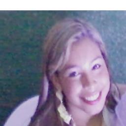 Akela ki adora eskutar musica alta,akela ki se quebra a unha vira uma fera,akela ki ja sofreu por amor,e ki deseja apenas ser feliz..❤