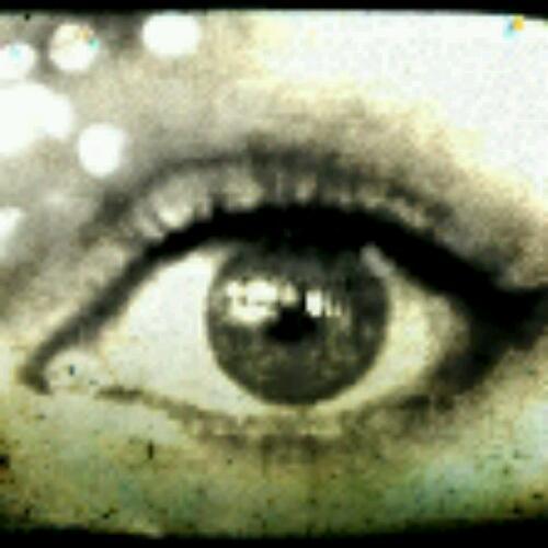 Formule001's profile picture. Jak mě učil vždycky táta: JASNĚ, STRUČNĚ, VÝSTIŽNĚ. Twitter je ideální.
🙊🙉🙈