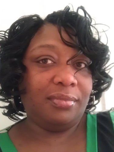 Full figured and fabulous. I'm a God fearing woman who enjoy food, family, and fun.