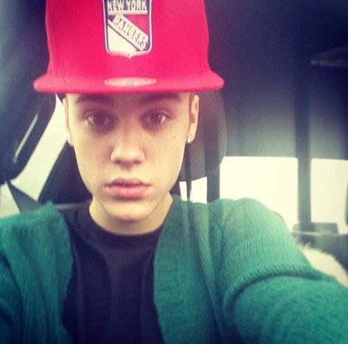 call me a dude | in this world i fanboying over Justin | judge me & i will judge you back |