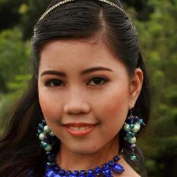 15yrsold.. i want to become a Model in the future:)
