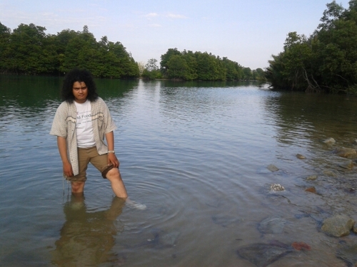 Ashraafhitler's profile picture. ...luv 2 make frenz with everyone....
_peace_