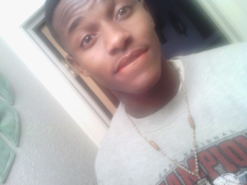 MWC10# yayareafinest #top prospect #teamsexy #teamcool #teamathletic #teamflurt #classof2134256 #teamtall 6'5½ follow me i'll follow back. Midwest city