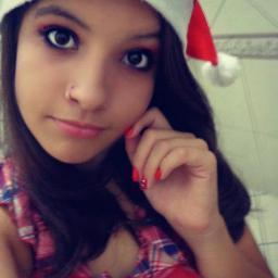 Trouxa,idiota,boba,chata. ser bitchi mais é minha bf   Eu te amo muito s2    @brusbo_   aque; pergunta http://t.co/MPzpdGwE ;3