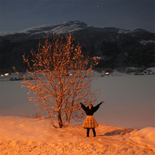 MartaFjellheim's profile picture. I hold a BA Illustration degree in one hand a bartender course in the other. I am from Norway wich i just left again, with empty hands. Soul searching.