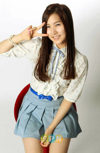 Hong Yoo Kyung ★ DuoPerez with @JinrehSsul (｢･ω･)｢