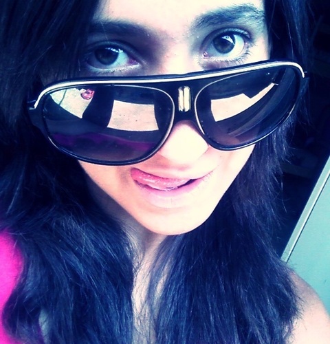 14 aninhos , 
http://t.co/HTTvK4f2Cg
meu ask Pra osseis :
http://t.co/CcmRjWm6up