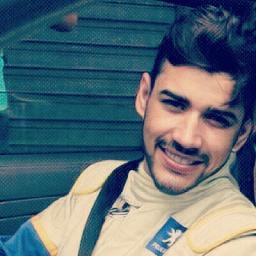 Desde 05/01/11 
 O @Gusttavo_lima é meu ! 2bjss
