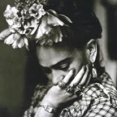 JulisMG's profile picture. mi cabeza está pensando en remolacha por eso no tiene sentido esta guaracha