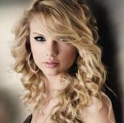 DivineBoldness's profile picture. Every sweet innocent girl have a dark insde and i have sure you dont want enter in my dark side(In love with @StefanTheBrave /hybrid/18+)