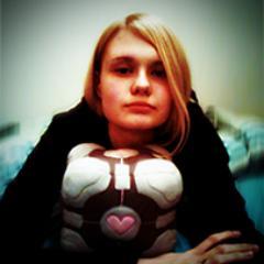 Student of Japanology & Information Processing | Gamer | Night Owl | Fantasy Lover | AniManga Addict | Cineast | Runs on music~ ♫
