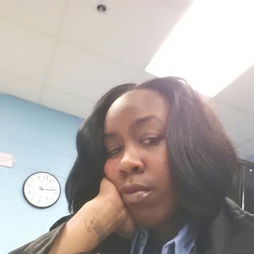 I'm an outgoing mother who intends to climb that ladder until I run out of bars....#self motivated #TeamI3 $$$$$ #teamMaureon  #ZealousZeta #tailDawg #Cjlover