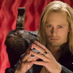 Hijo de Aegon IV Targaryen y Daena Targaryen, dueño de la espada Fuegoscuro. Me llaman el Dragón Negro #SpanishFakeWesteros. No asociado a HBO (fake)