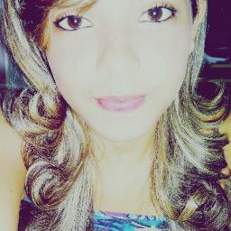 Evangélica, curto @PREGADORLUO, @THALLESROBERTOO e @KimCatedral, legal, divertida, sigo todos de volta ! (: