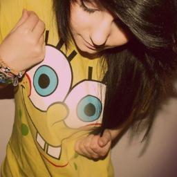 A vida veio sem borracha então viva ela intensamente! #retweet e #favorite as frases que gostar. sigam-me.